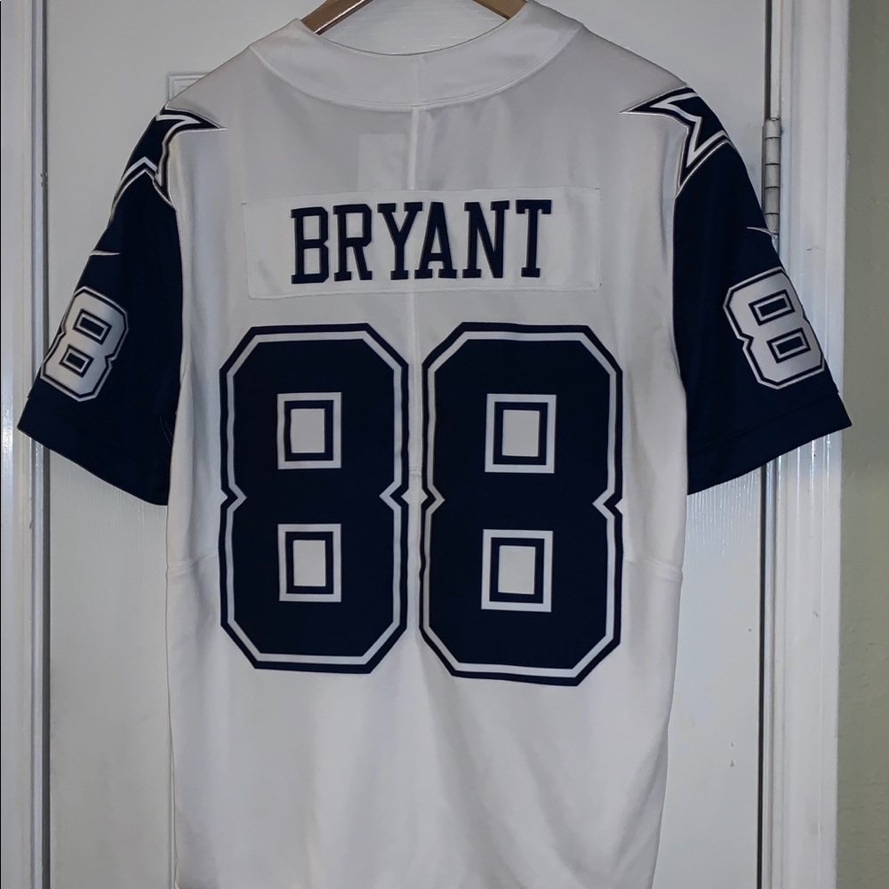 Authentic Stitched Dez Bryant Jersey M #88